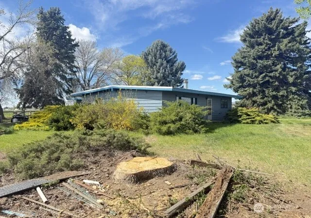 Photo 1 of Single family home for sale at 2493 Road 19 Ne, Soap Lake, WA 98851 | MLS# NWM2516253 | Listing updated on 2026-09-22
