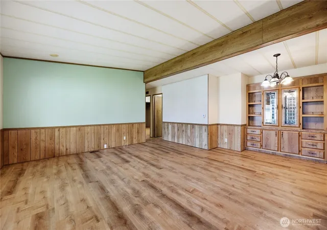 Photo 3 of Manufactured home for sale at 785 Dogwood Pl, Enumclaw, WA 98022 | MLS# NWM2516297 | Listing updated on 2026-09-21