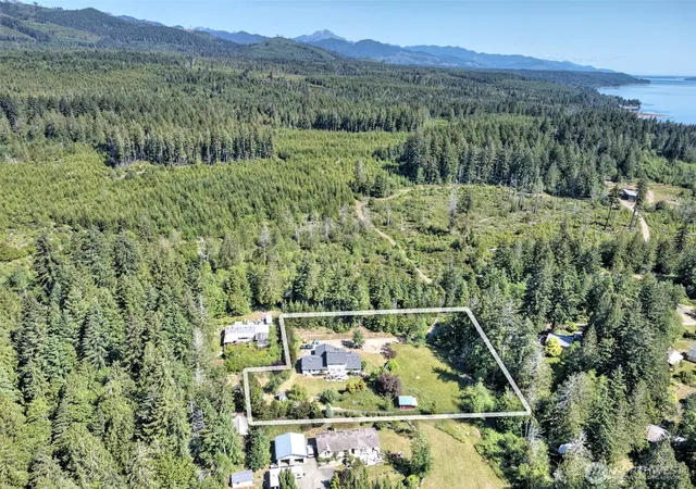Photo 3 of Single family home for sale at 361 N North Hl Rd, Hoodsport, WA 98548 | MLS# NWM2516334 | Listing updated on 2026-09-24