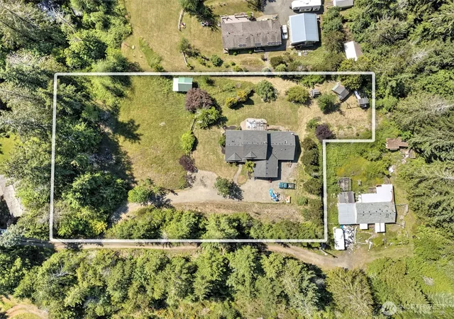 Photo 4 of Single family home for sale at 361 N North Hl Rd, Hoodsport, WA 98548 | MLS# NWM2516334 | Listing updated on 2026-09-24