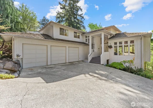 Photo 3 of Single family home for sale at 13032 204th Place Se, Issaquah, WA 98027 | MLS# NWM2516354 | Listing updated on 2026-10-02