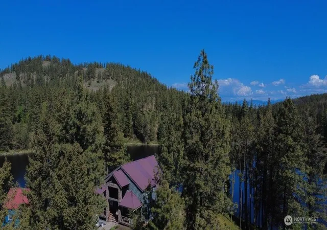 Photo 3 of Single family home for sale at 46 Little Bear Ln, Tonasket, WA 98855 | MLS# NWM2516397 | Listing updated on 2026-09-21