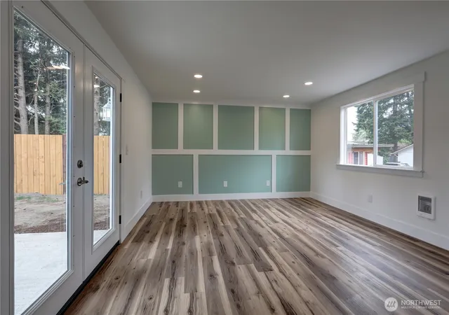 Photo 3 of Townhouse for sale at 11816 Southeast 318th Pl, Auburn, WA 98092 | MLS# NWM2516432 | Listing updated on 2026-09-21