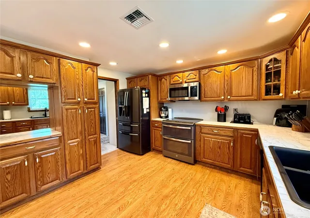 Photo 4 of Single family home for sale at 106 Perkins St N, Bucoda, WA 98530 | MLS# NWM2516452 | Listing updated on 2026-10-01