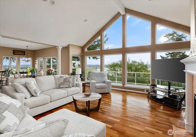 Photo 3 of Single family home for sale at 2390 SW Freund St, Oak Harbor, WA 98277 | MLS# NWM2516468 | Listing updated on 2026-09-21