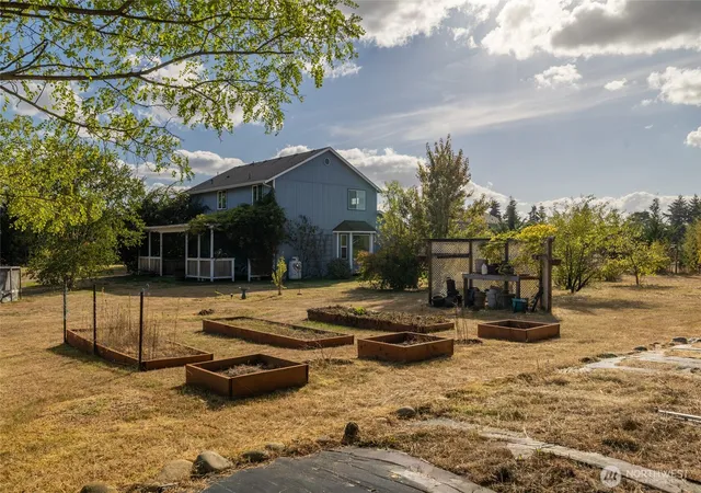 Photo 4 of Single family home for sale at 7332 183rd Avenue SW, Rochester, WA 98579 | MLS# NWM2516472 | Listing updated on 2026-09-23
