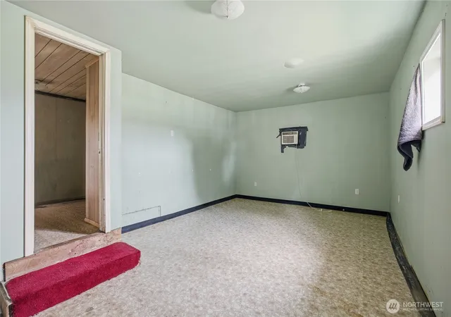 Photo 3 of Single family home for sale at 104 East 5th Ave, Warden, WA 98857 | MLS# NWM2516489 | Listing updated on 2026-10-08