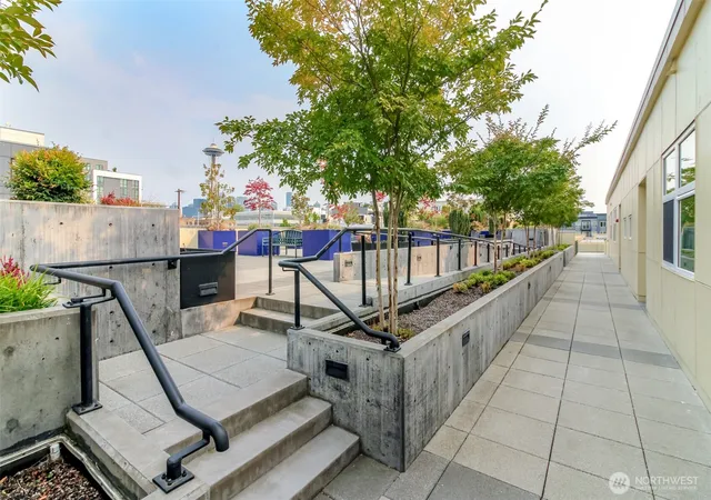 Photo 3 of Condo for sale at 17 W Mercer St #301, Seattle, WA 98119 | MLS# NWM2516592 | Listing updated on 2026-09-21