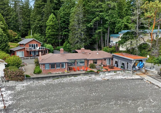 Photo 2 of Single family home for sale at 160 N Triton Head Dr, Lilliwaup, WA 98555 | MLS# NWM2516623 | Listing updated on 2026-09-21