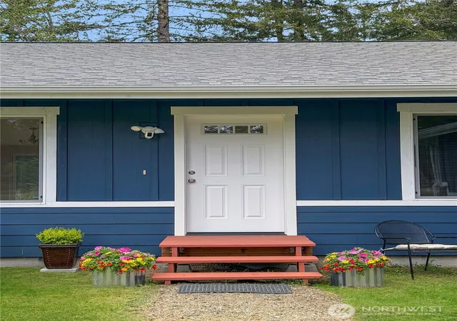 Photo 4 of Single family home for sale at 152 Shelton Rd, Randle, WA 98377 | MLS# NWM2516666 | Listing updated on 2026-09-26
