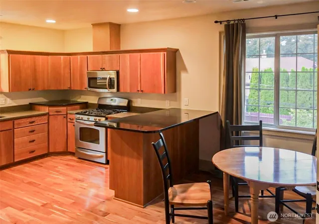 Photo 4 of Multi family home for sale at 327 E Birch St, Walla Walla, WA 99362 | MLS# NWM2516669 | Listing updated on 2026-09-21