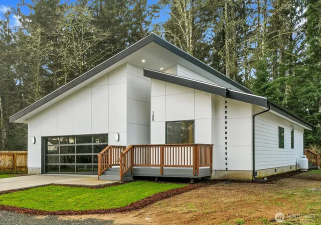 Photo 2 of Single family home for sale at 159 Duck Lake Dr Se, Ocean Shores, WA 98569 | MLS# NWM2516683 | Listing updated on 2026-09-29