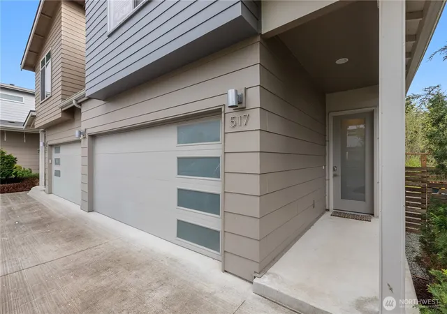 Photo 3 of Single family home for sale at 517 Spring Vista Pl, Bellingham, WA 98226 | MLS# NWM2516694 | Listing updated on 2026-09-28