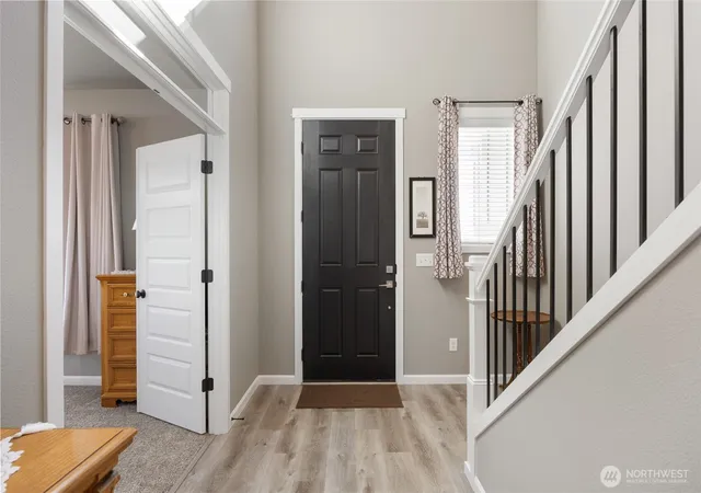 Photo 3 of Single family home for sale at 306 N Towhee St, Moses Lake, WA 98837 | MLS# NWM2516793 | Listing updated on 2026-09-21