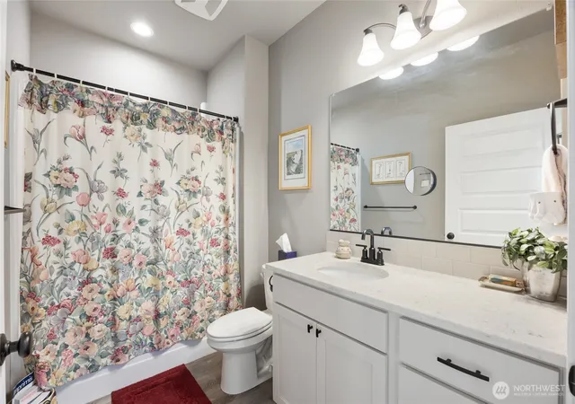 Photo 4 of Single family home for sale at 306 N Towhee St, Moses Lake, WA 98837 | MLS# NWM2516793 | Listing updated on 2026-09-21