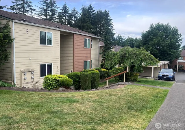 Photo 3 of Condo for sale at 23629 112th Avenue Se #E202, Kent, WA 98031 | MLS# NWM2516802 | Listing updated on 2026-09-21