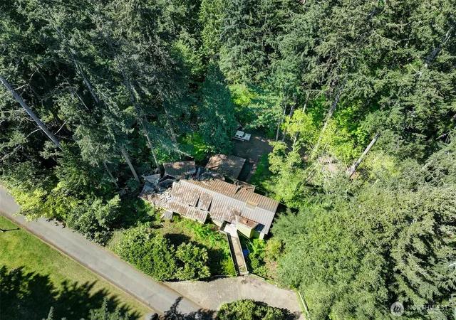Photo 2 of Single family home for sale at 3815 131st Avenue Ne, Bellevue, WA 98005 | MLS# NWM2516826 | Listing updated on 2026-09-23