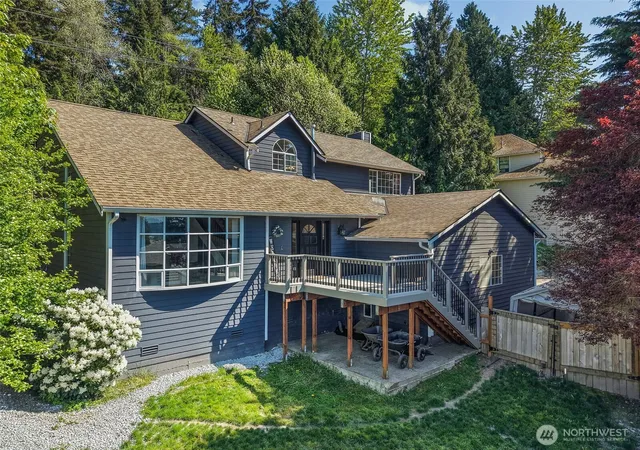 Photo 2 of Single family home for sale at 4918 Ml Pond Dr Se, Auburn, WA 98092 | MLS# NWM2516843 | Listing updated on 2026-10-01