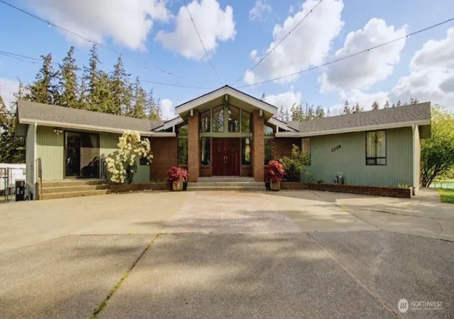 Photo 2 of Single family home for sale at 2259 Happy Valley Rd, Oak Harbor, WA 98277 | MLS# NWM2516844 | Listing updated on 2026-09-22