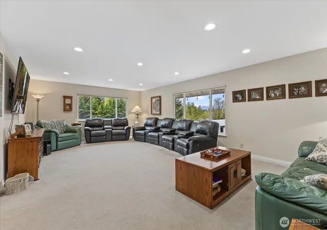 Photo 4 of Single family home for sale at 17151 SE Petrovitsky Rd, Renton, WA 98058 | MLS# NWM2516915 | Listing updated on 2026-10-02