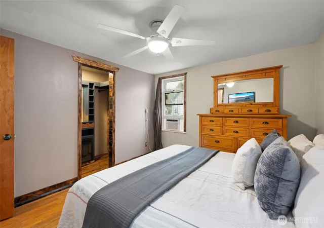 Photo 4 of Sale Pending at 905 115th Street S, Tacoma, WA 98444 | MLS# NWM2516930 | Listing updated on 2026-09-25