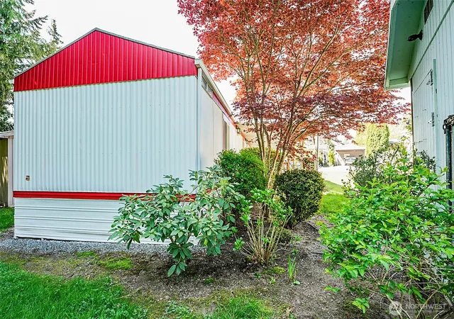 Photo 3 of Sale Pending at 9403 Pierce Ln #22, Sedro Woolley, WA 98284 | MLS# NWM2516941 | Listing updated on 2026-09-25