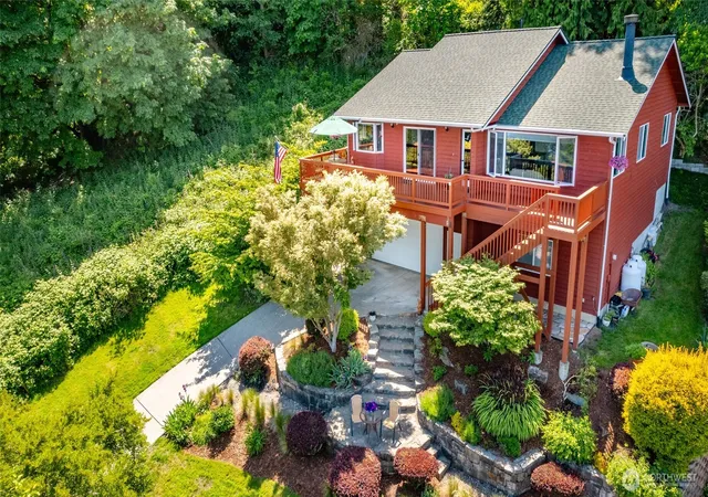 Photo 2 of Single family home for sale at 2205 Cranes Landing Dr, Greenbank, WA 98253 | MLS# NWM2516955 | Listing updated on 2026-09-21