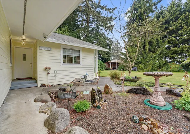 Photo 2 of Single family home for sale at 6428 201st Avenue Sw, Centralia, WA 98531 | MLS# NWM2517000 | Listing updated on 2026-09-23
