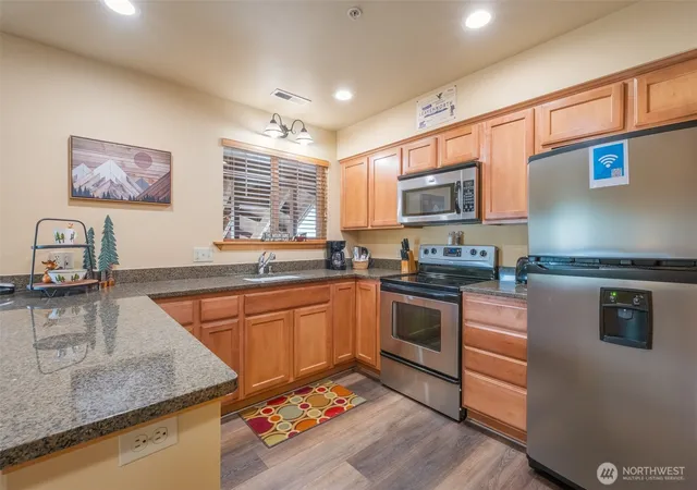 Photo 3 of Condo for sale at 545 Junction Ln #D706, Leavenworth, WA 98826 | MLS# NWM2517011 | Listing updated on 2026-10-01