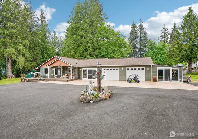 Photo 1 of Single family home for sale at 250 Olsen Rd, Kelso, WA 98626 | MLS# NWM2517042 | Listing updated on 2026-09-21