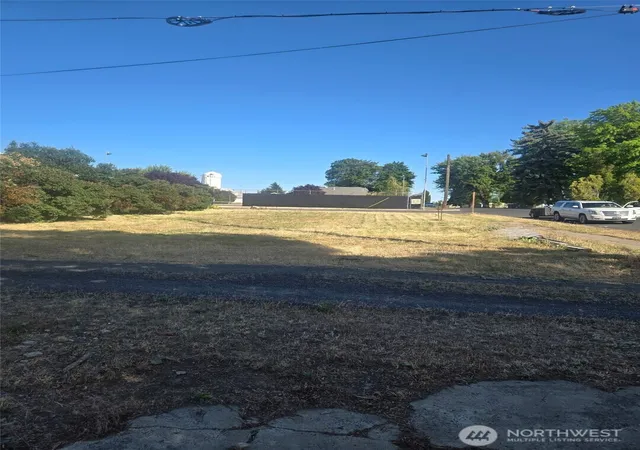 Photo 3 of Land for sale at 201 E 8th Avenue, Ritzville, WA 99169 | MLS# NWM2517050 | Listing updated on 2026-09-22