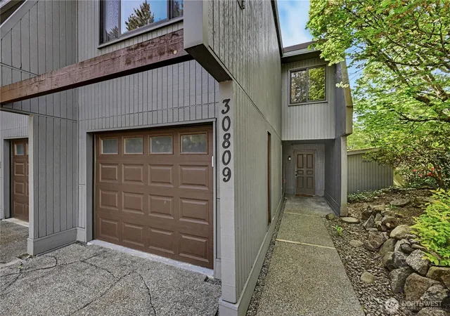 Photo 2 of Townhouse for sale at 30809 13th Place S #24, Federal Way, WA 98003 | MLS# NWM2517051 | Listing updated on 2026-09-21
