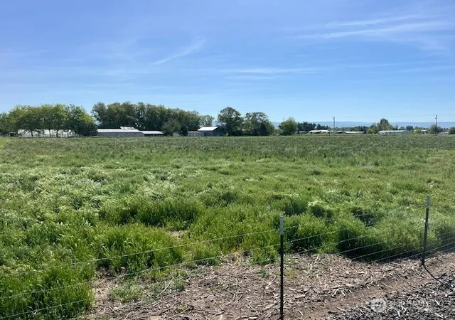 Photo 3 of Land for sale at 2022 Wallula Rd #Lot 1, Walla Walla, WA 99362 | MLS# NWM2517063 | Listing updated on 2026-09-21