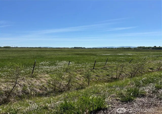 Photo 3 of Land for sale at 1 Reecer Crk Rd, Ellensburg, WA 98926 | MLS# NWM2517092 | Listing updated on 2026-09-21
