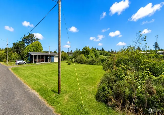 Photo 4 of Sale Pending at 4780 Forwood Ave, Pacific Beach, WA 98571 | MLS# NWM2517129 | Listing updated on 2026-08-14