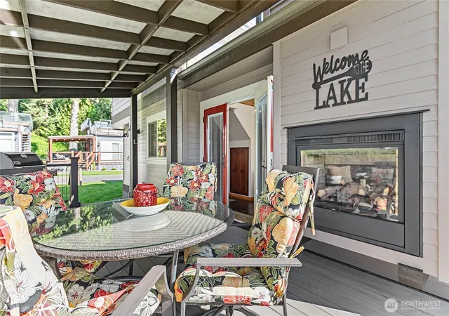 Photo 4 of Condo for sale at 990 Lake Whatcom Blvd #35, Sedro Woolley, WA 98284 | MLS# NWM2517143 | Listing updated on 2026-09-21