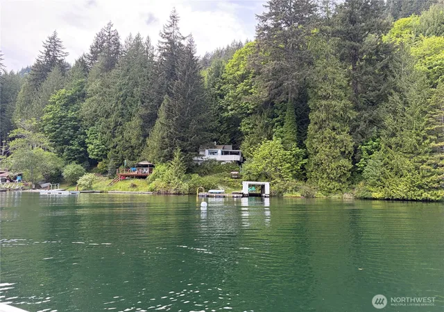 Photo 2 of Sale Pending at 1054 Lake Whatcom Blvd, Sedro Woolley, WA 98284 | MLS# NWM2517151 | Listing updated on 2026-09-29