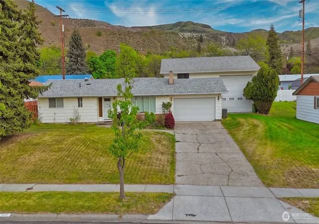 Photo 1 of Sale Pending at 1113 River Dr, Coulee Dam, WA 99116 | MLS# NWM2517169 | Listing updated on 2026-09-25