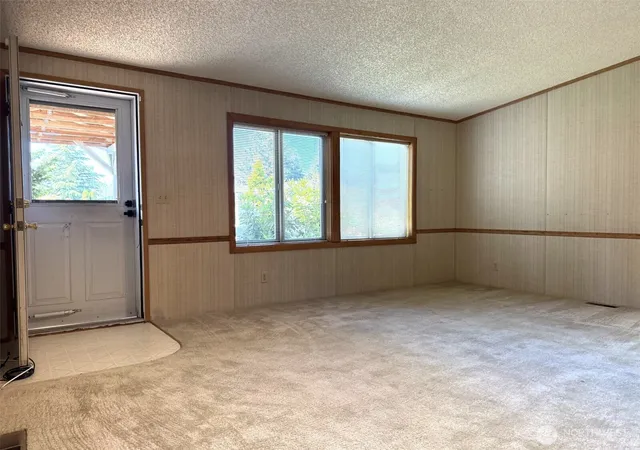 Photo 3 of Sale Pending at 8430 15th Place SE #13, Lake Stevens, WA 98258 | MLS# NWM2517201 | Listing updated on 2026-09-25