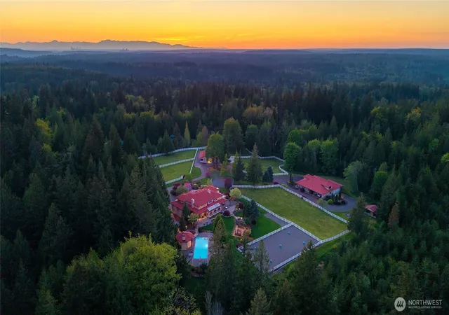 Photo 3 of Mansion for sale at 29016 Se 45th Street, Fall City, WA 98024 | MLS# NWM2517293 | Listing updated on 2026-09-21