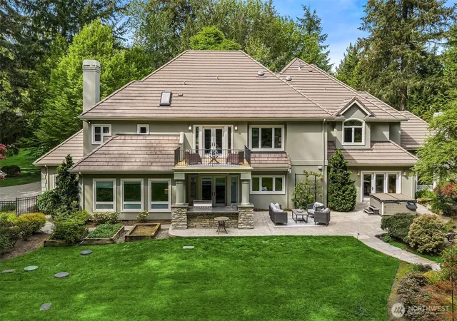 Photo 3 of Mansion for sale at 26345 Ne 34th Street, Redmond, WA 98053 | MLS# NWM2517301 | Listing updated on 2026-10-02