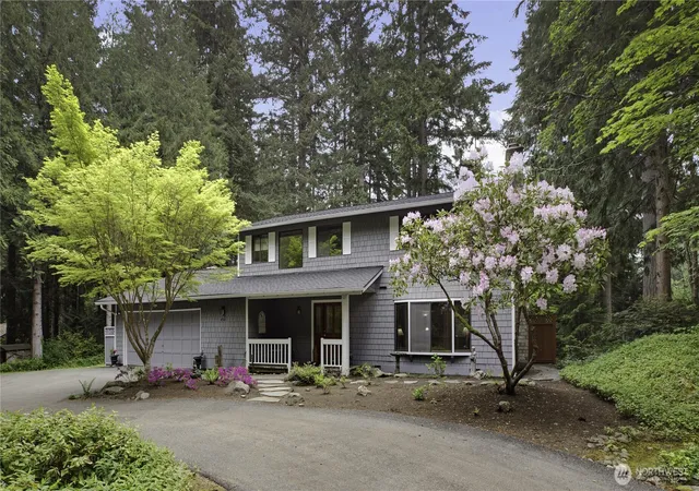 Photo 1 of Single family home for sale at 4320 Palomino Dr Ne, Bainbridge Island, WA 98110 | MLS# NWM2517325 | Listing updated on 2026-09-21