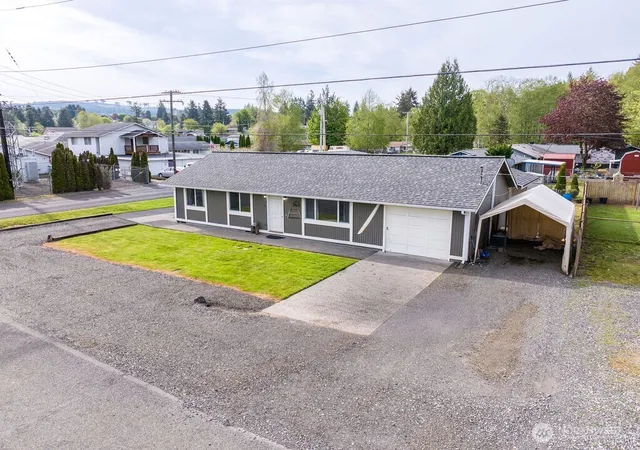 Photo 2 of Single family home for sale at 503 W Maple St, Mc Cleary, WA 98557 | MLS# NWM2517405 | Listing updated on 2026-09-21