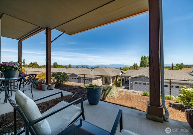 Condo for sale at 3706 Portage Ln #102, Anacortes, WA 98221 | MLS# NWM2517435