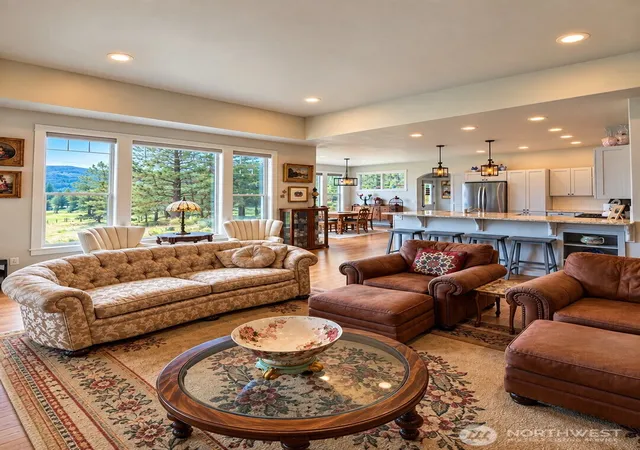 Photo 4 of Single family home for sale at 53 Cape Labelle Rd, Tonasket, WA 98855 | MLS# NWM2517468 | Listing updated on 2026-09-29
