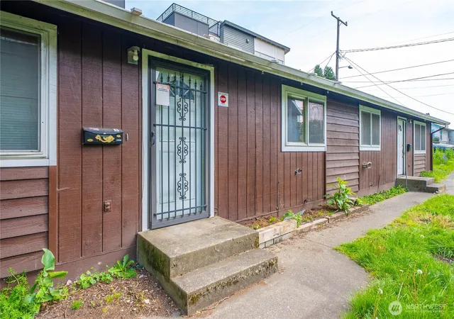 Photo 3 of Multi family home for sale at 6919 Carleton Ave S, Seattle, WA 98108 | MLS# NWM2517528 | Listing updated on 2026-09-21