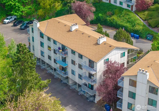 Condo for sale at 1239 SW 132nd Lane #823, Burien, WA 98146 | MLS# NWM2517531