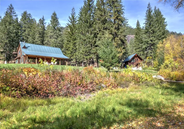 Photo 1 of Single family home for sale at 19 Two Rivers Rd, Mazama, WA 98833 | MLS# NWM2517561 | Listing updated on 2026-10-17