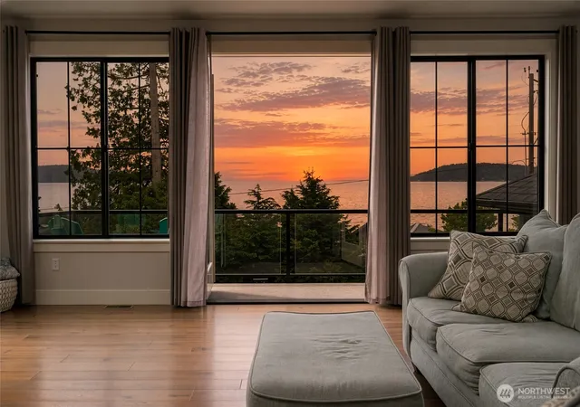 Photo 1 of Single family home for sale at 4616 Anaco Beach Rd, Anacortes, WA 98221 | MLS# NWM2517614 | Listing updated on 2026-09-25