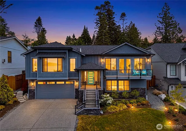 Photo 2 of Single family home for sale at 4616 Anaco Beach Rd, Anacortes, WA 98221 | MLS# NWM2517614 | Listing updated on 2026-09-25